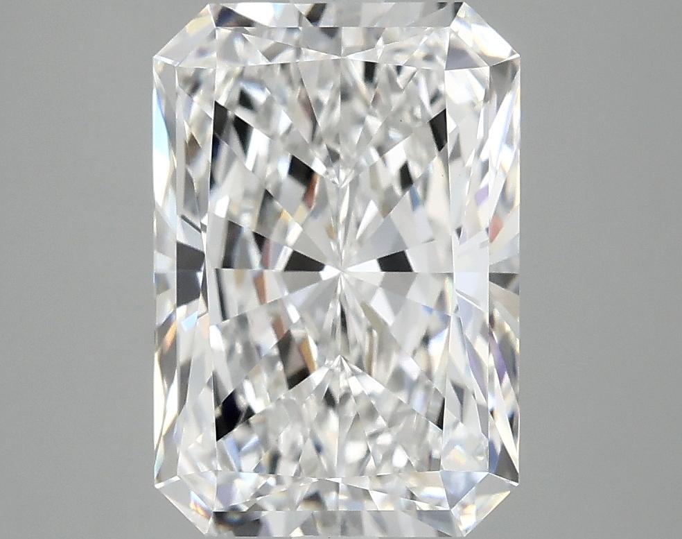 4.14 Carat Radiant Shaped Ideal Cut VVS2 IGI Certified Lab Grown Diamond
