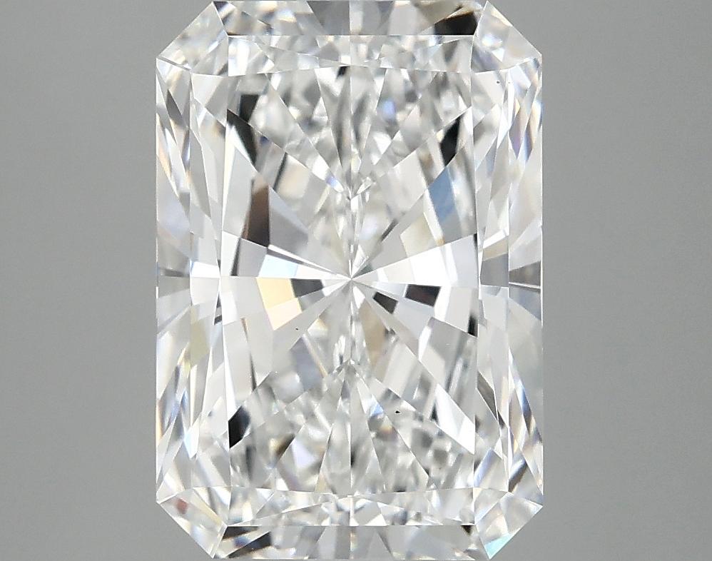 3.94 Carat Radiant Shaped Ideal Cut VS1 IGI Certified Lab Grown Diamond