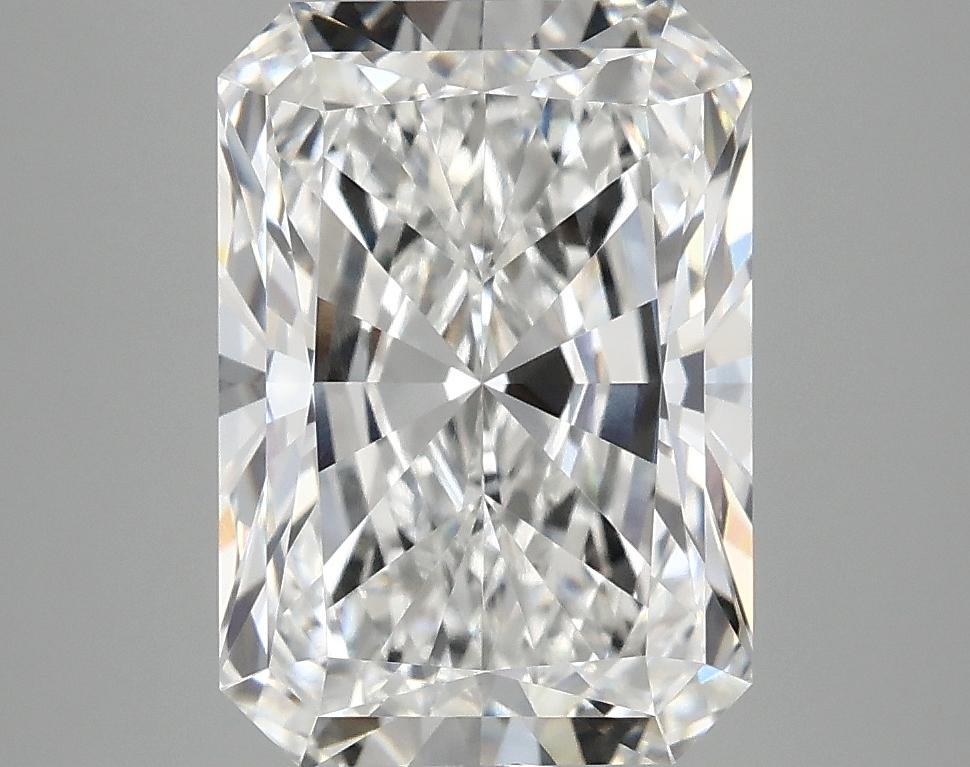 4.1 Carat Radiant Shaped Ideal Cut VVS2 IGI Certified Lab Grown Diamond