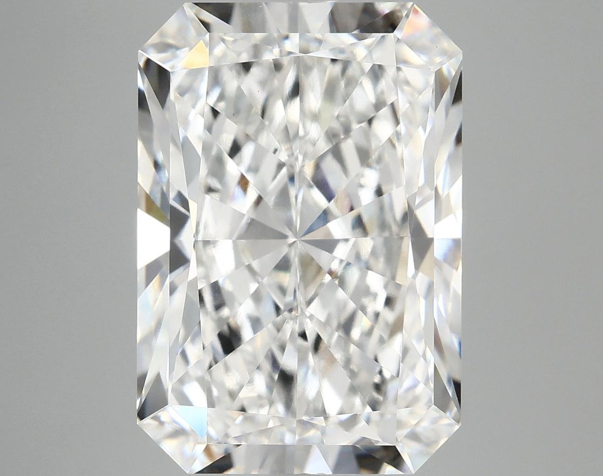9.22 Carat Radiant Shaped Ideal Cut VVS2 IGI Certified Lab Grown Diamond