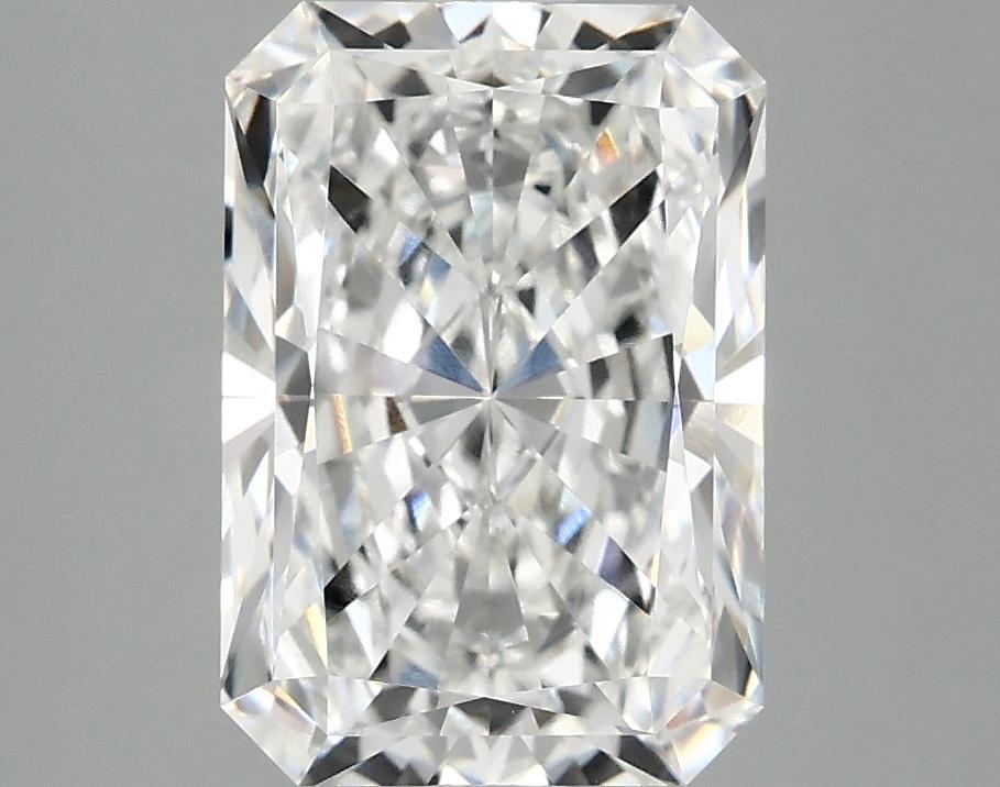 3.1 Carat Radiant Shaped Ideal Cut VVS2 IGI Certified Lab Grown Diamond