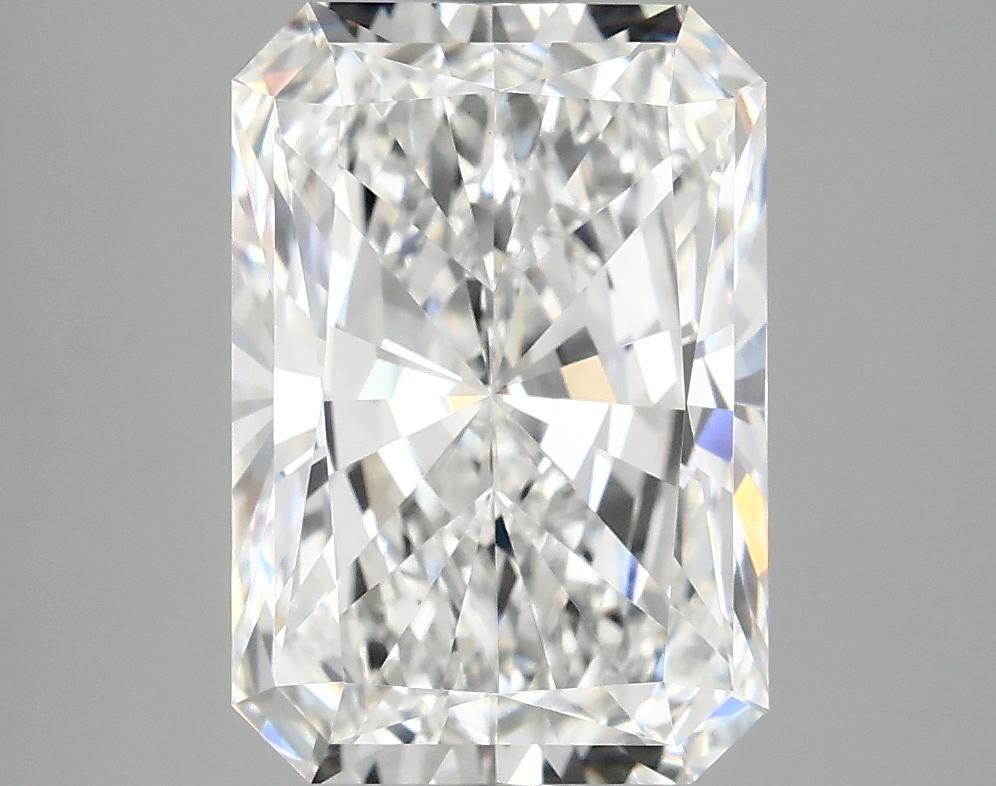 4.18 Carat Radiant Shaped Ideal Cut VS1 IGI Certified Lab Grown Diamond