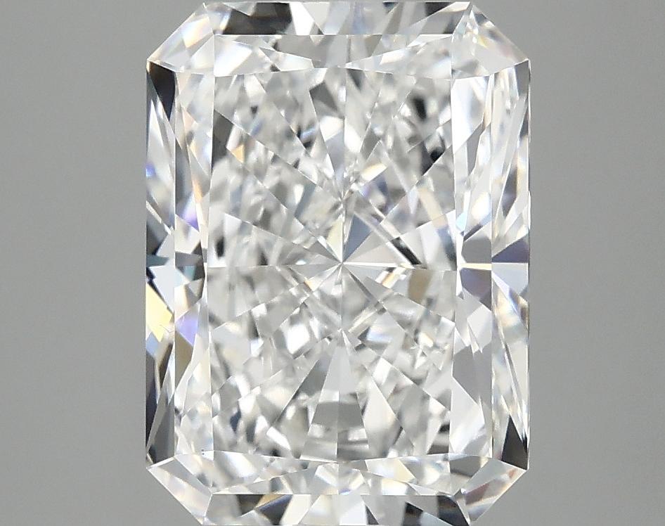 4.06 Carat Radiant Shaped Excellent Cut VS1 IGI Certified Lab Grown Diamond