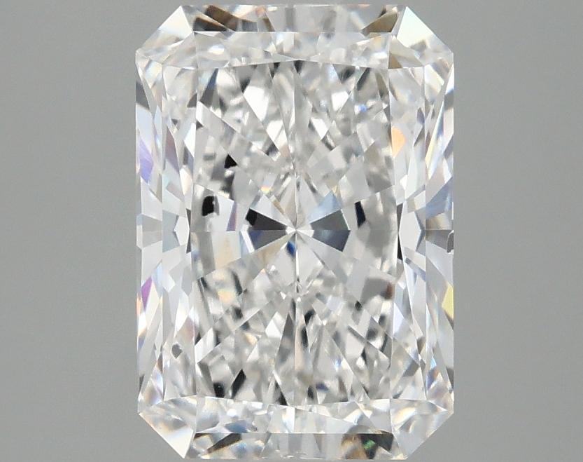 2.5 Carat Radiant Shaped Ideal Cut SI1 IGI Certified Lab Grown Diamond