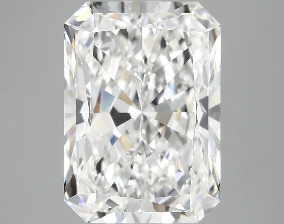 4.07 Carat Radiant Shaped Ideal Cut VVS2 IGI Certified Lab Grown Diamond