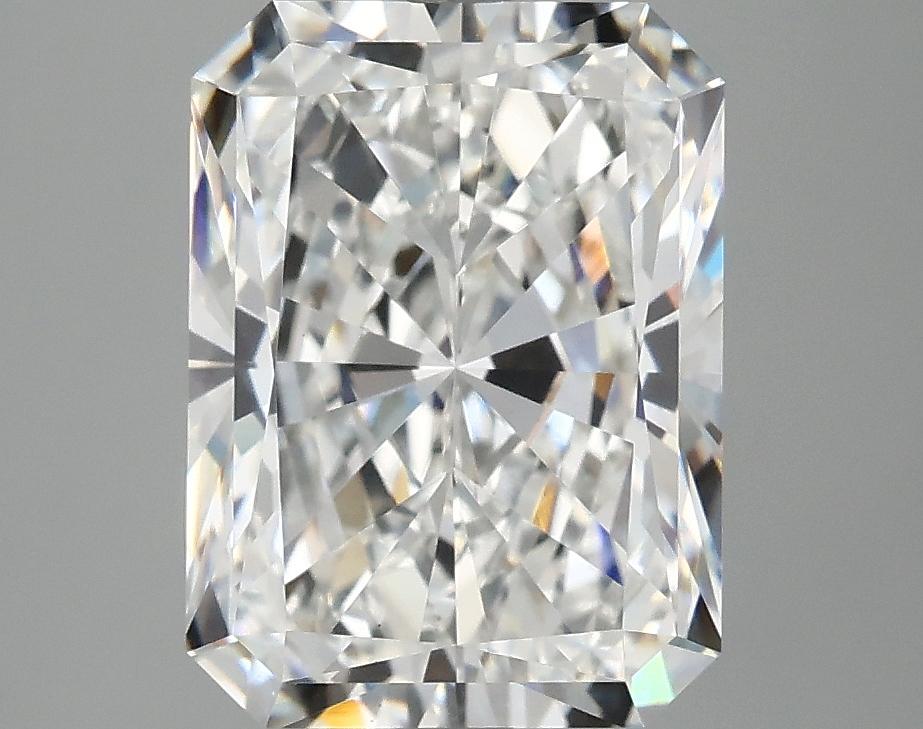 4.03 Carat Radiant Shaped Excellent Cut VS1 IGI Certified Lab Grown Diamond