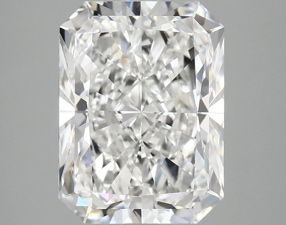 3.95 Carat Radiant Shaped Excellent Cut VVS2 IGI Certified Lab Grown Diamond