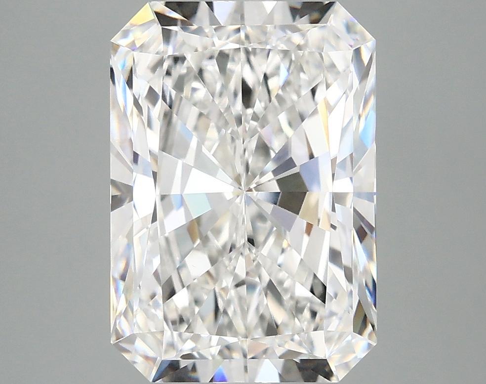 4.1 Carat Radiant Shaped Ideal Cut VVS2 IGI Certified Lab Grown Diamond