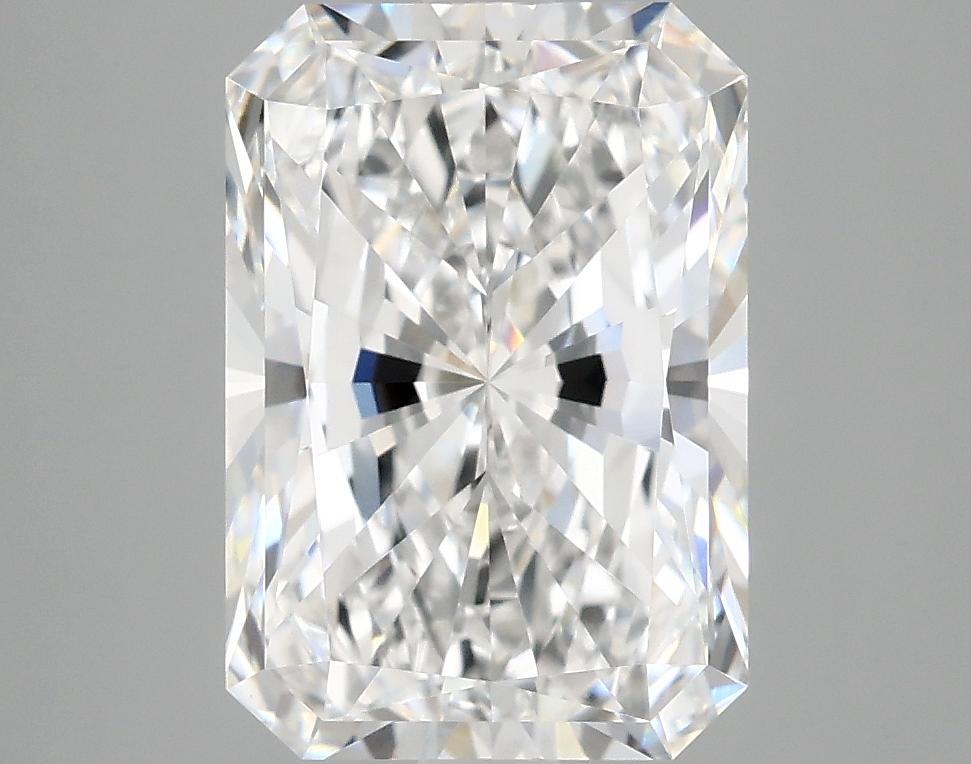 3.82 Carat Radiant Shaped Ideal Cut VVS2 IGI Certified Lab Grown Diamond