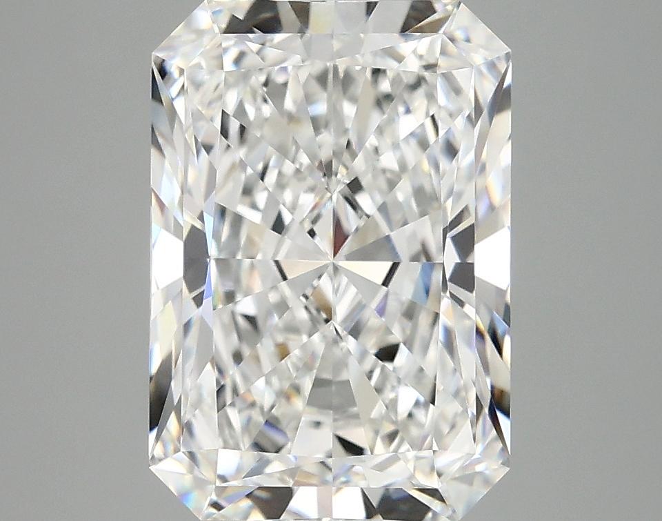 4.1 Carat Radiant Shaped Ideal Cut VVS2 IGI Certified Lab Grown Diamond