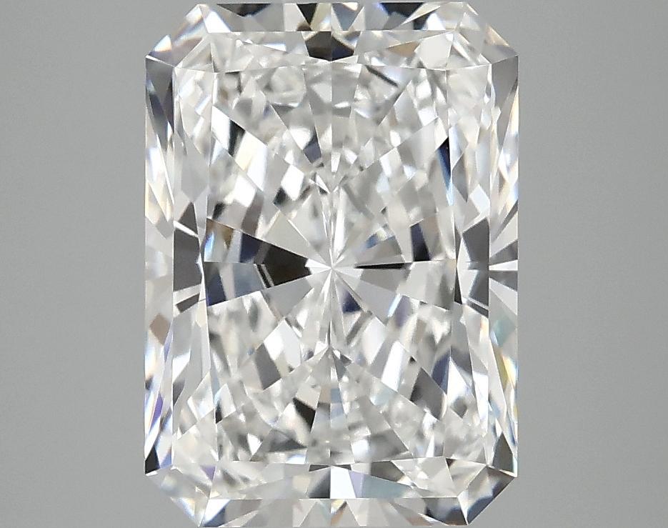 3.92 Carat Radiant Shaped Ideal Cut VVS2 IGI Certified Lab Grown Diamond