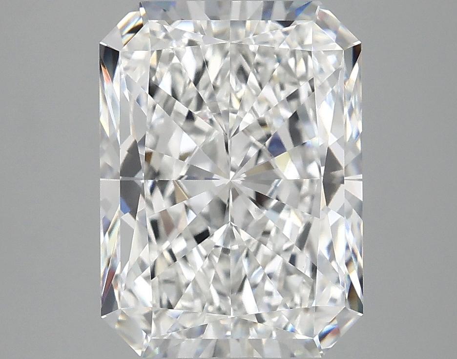 3.72 Carat Radiant Shaped Excellent Cut VS1 IGI Certified Lab Grown Diamond