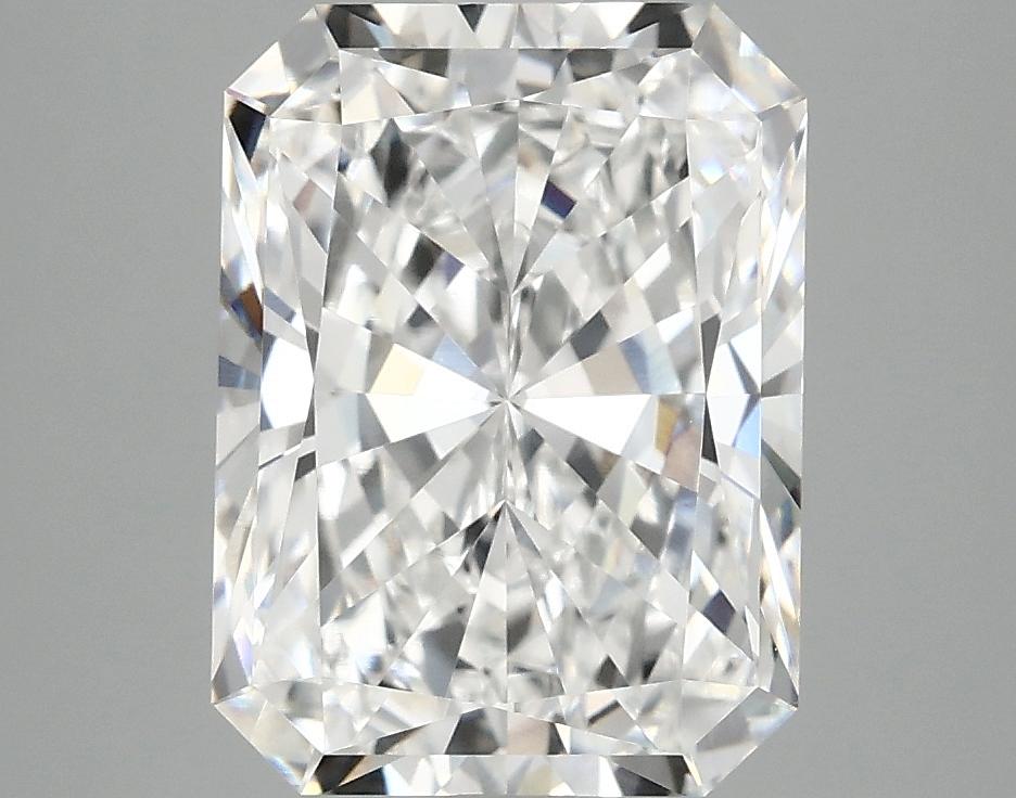 4.05 Carat Radiant Shaped Excellent Cut VVS2 IGI Certified Lab Grown Diamond