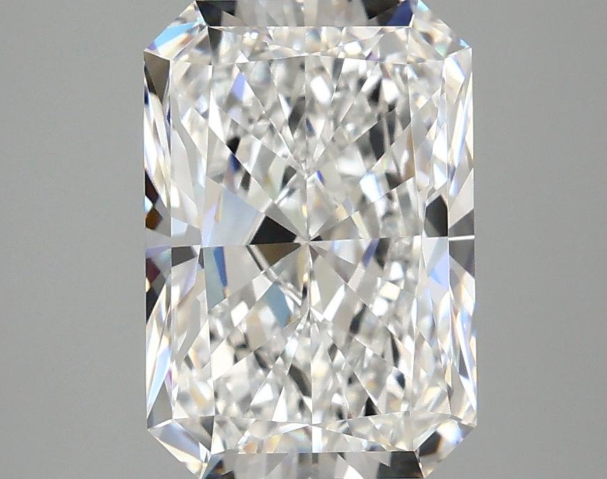 3.07 Carat Radiant Shaped Ideal Cut VVS2 IGI Certified Lab Grown Diamond
