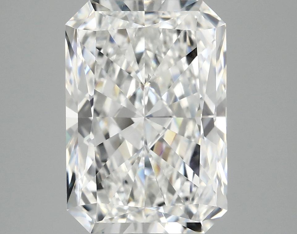 3.95 Carat Radiant Shaped Ideal Cut VVS2 IGI Certified Lab Grown Diamond
