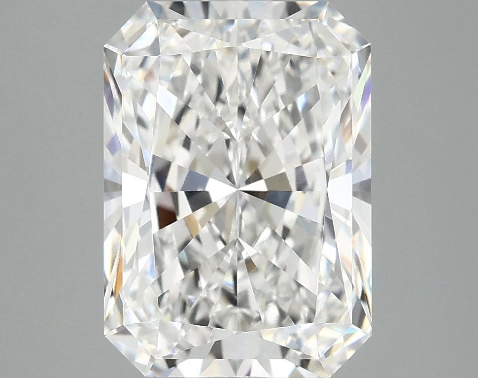 4.07 Carat Radiant Shaped Ideal Cut VVS2 IGI Certified Lab Grown Diamond