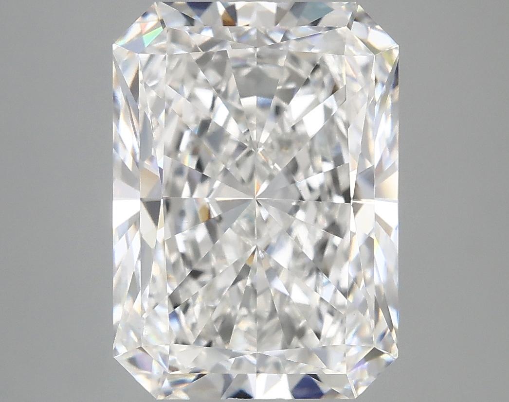 4.97 Carat Radiant Shaped Excellent Cut VS1 IGI Certified Lab Grown Diamond