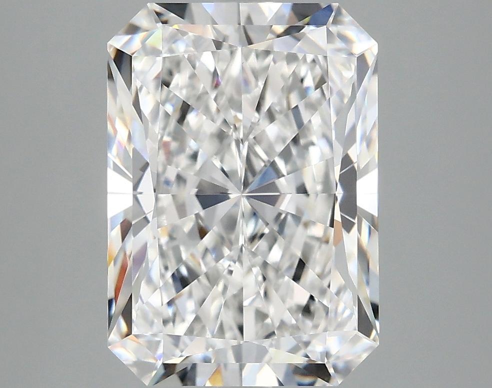 4.18 Carat Radiant Shaped Ideal Cut VVS2 IGI Certified Lab Grown Diamond