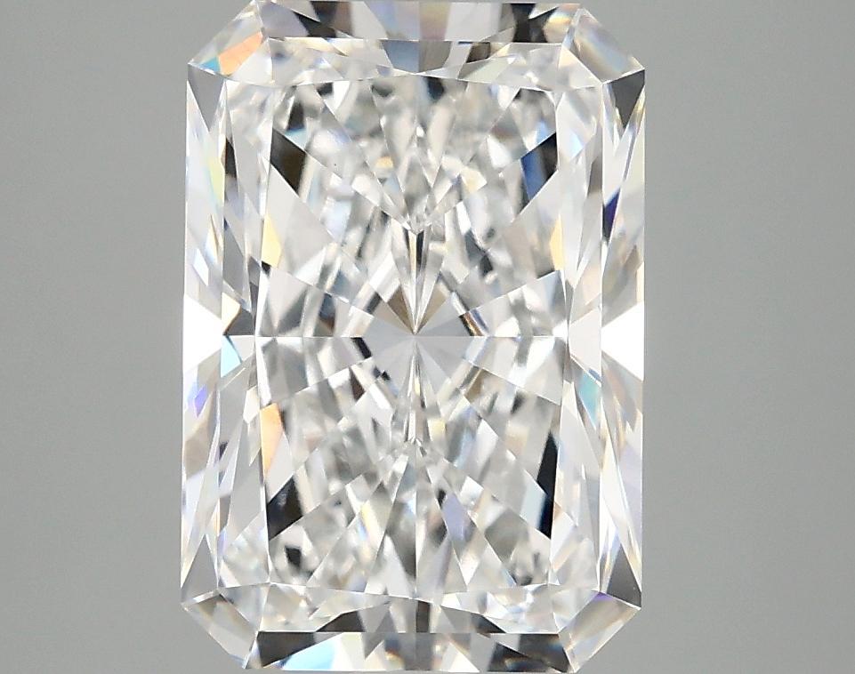 3.98 Carat Radiant Shaped Ideal Cut VVS2 IGI Certified Lab Grown Diamond