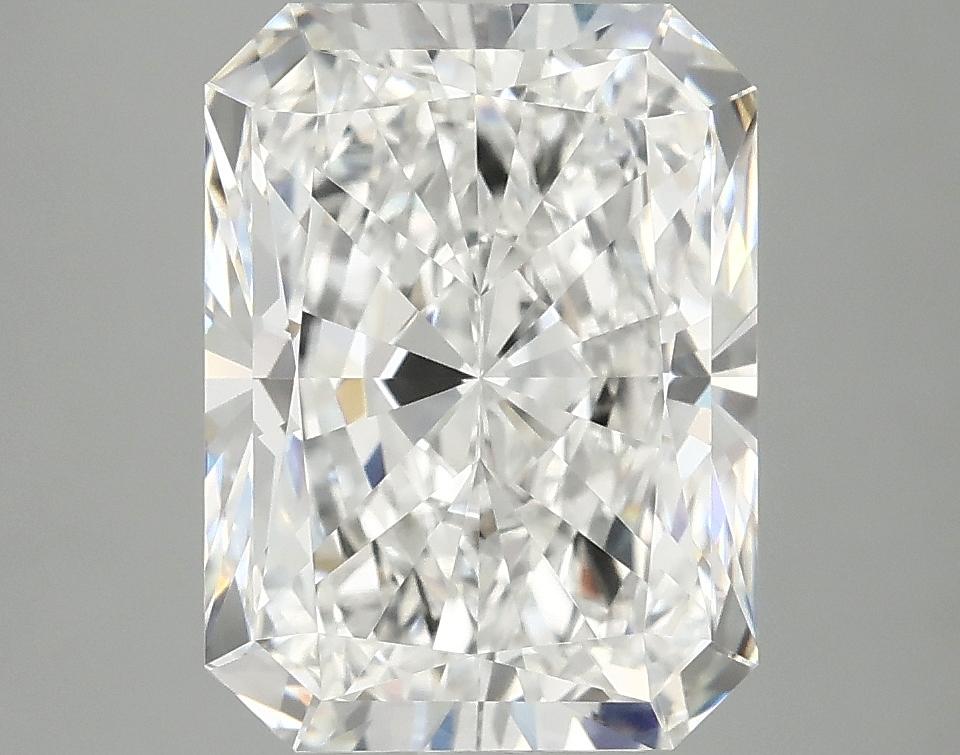 4.04 Carat Radiant Shaped Excellent Cut VVS2 IGI Certified Lab Grown Diamond