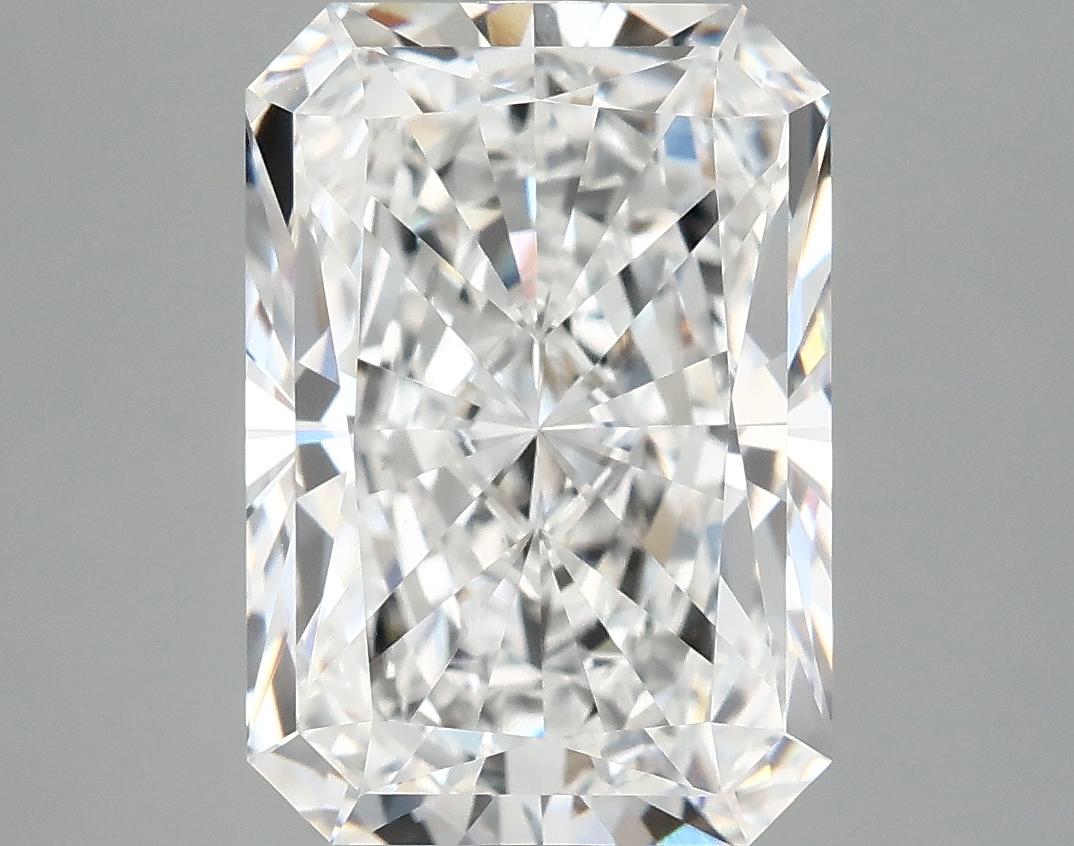 3.93 Carat Radiant Shaped Ideal Cut VS1 IGI Certified Lab Grown Diamond