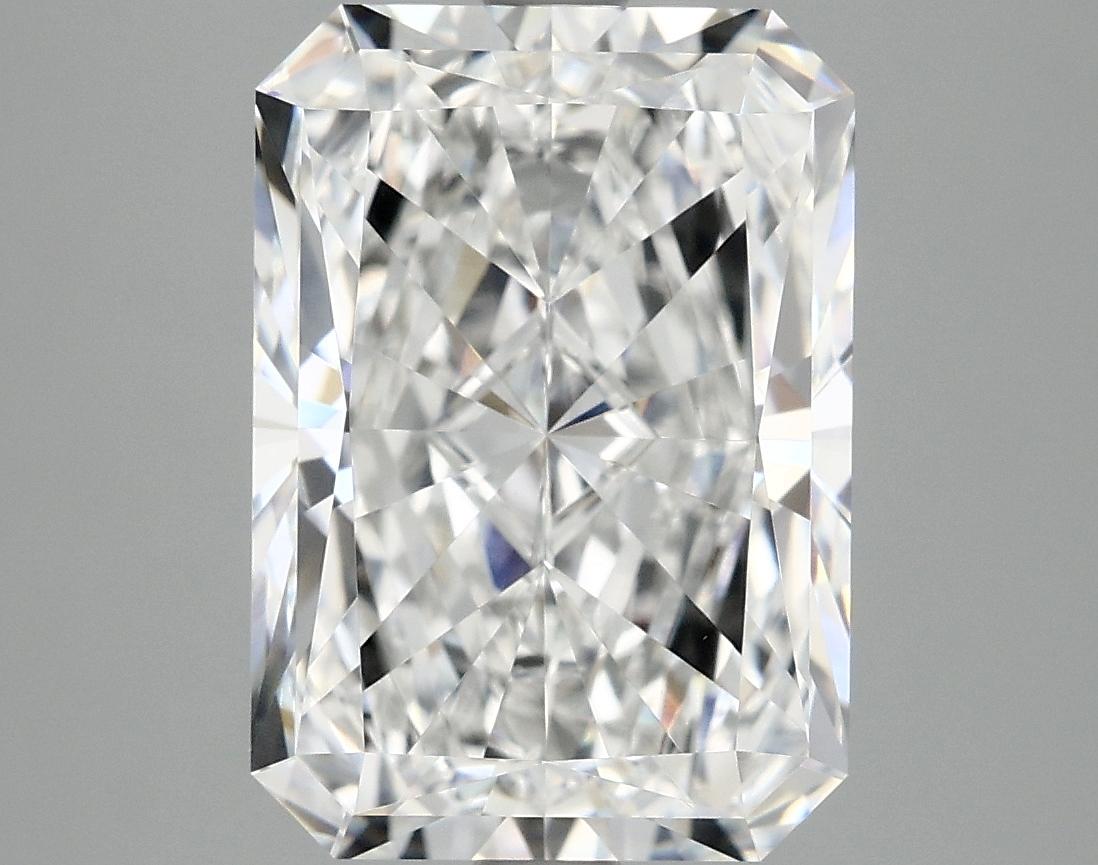 3.97 Carat Radiant Shaped Ideal Cut VVS2 IGI Certified Lab Grown Diamond
