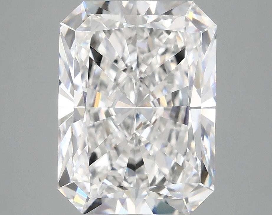 3.76 Carat Radiant Shaped Excellent Cut VVS2 IGI Certified Lab Grown Diamond