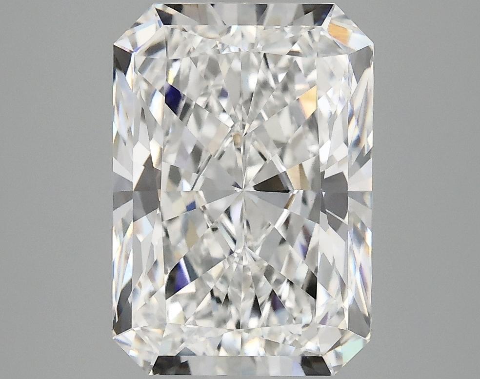 3.94 Carat Radiant Shaped Ideal Cut VVS2 IGI Certified Lab Grown Diamond