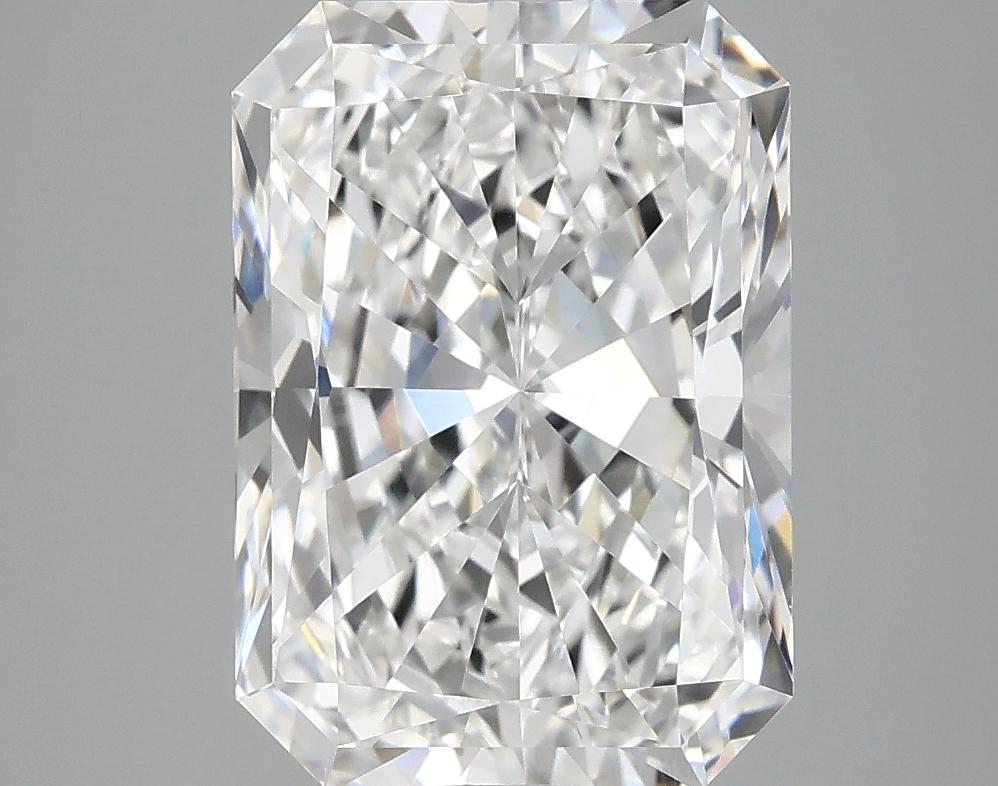 4.09 Carat Radiant Shaped Ideal Cut VVS2 IGI Certified Lab Grown Diamond