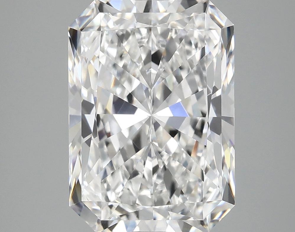 4.04 Carat Radiant Shaped Ideal Cut VVS2 IGI Certified Lab Grown Diamond