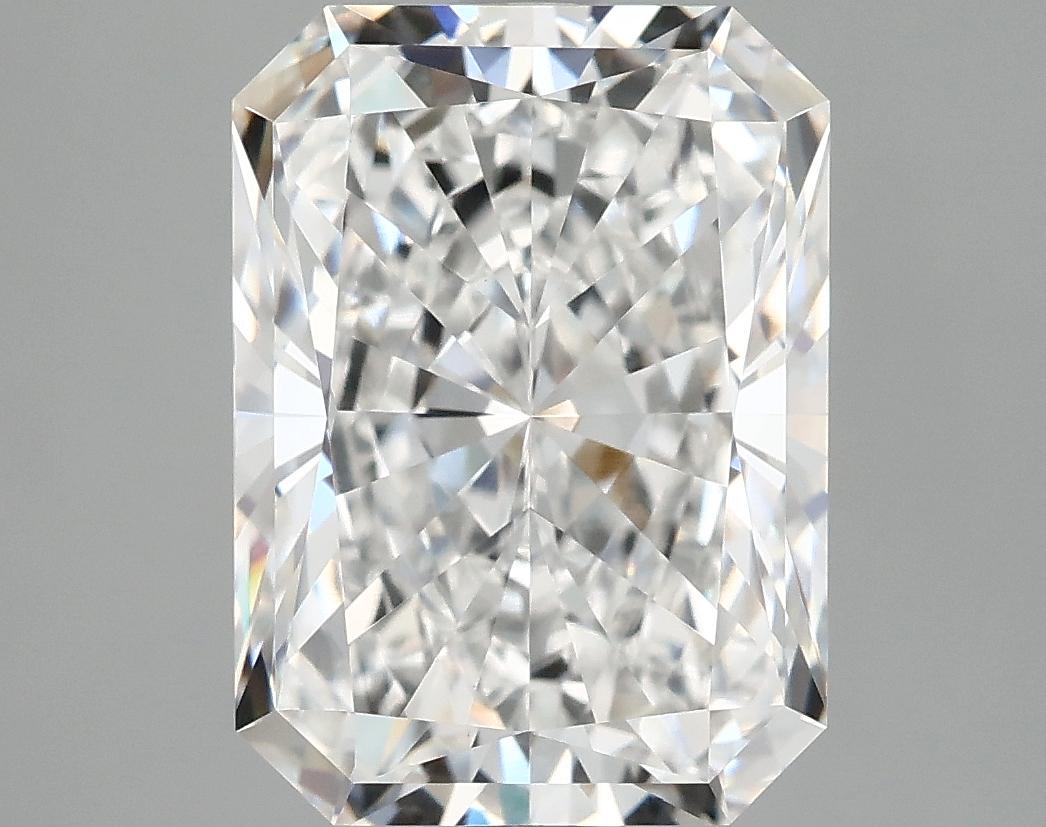 4.09 Carat Radiant Shaped Excellent Cut VVS2 IGI Certified Lab Grown Diamond