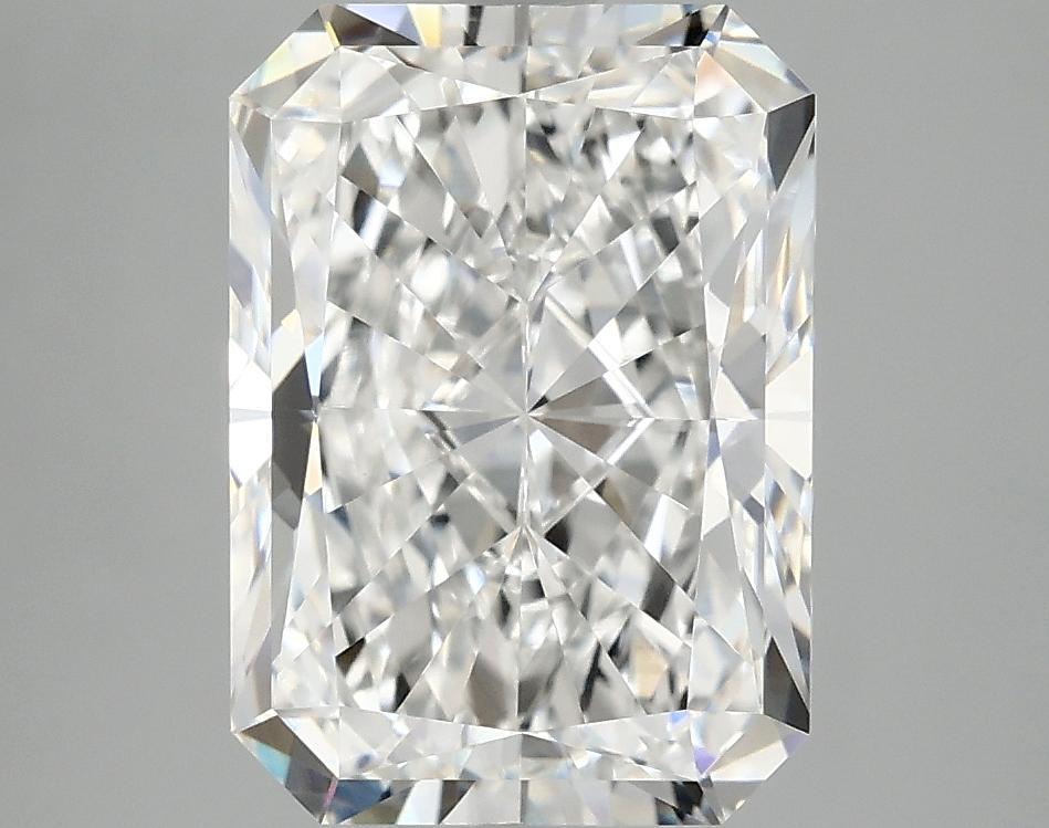 4.05 Carat Radiant Shaped Ideal Cut VVS2 IGI Certified Lab Grown Diamond