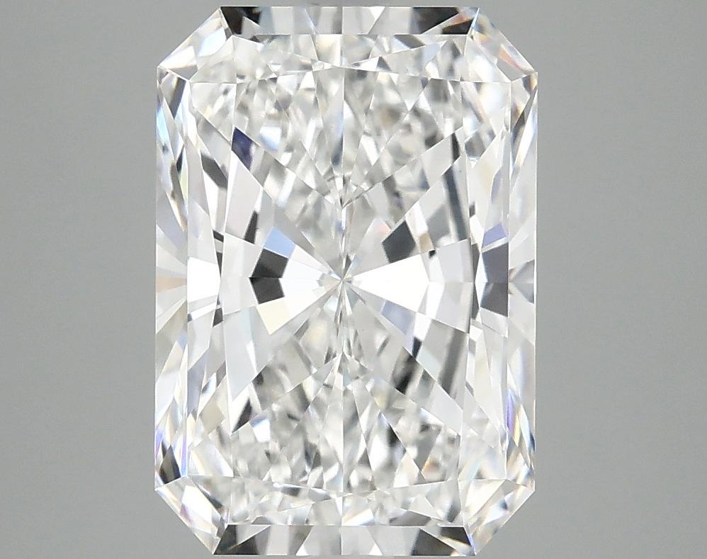 3.94 Carat Radiant Shaped Ideal Cut VVS2 IGI Certified Lab Grown Diamond