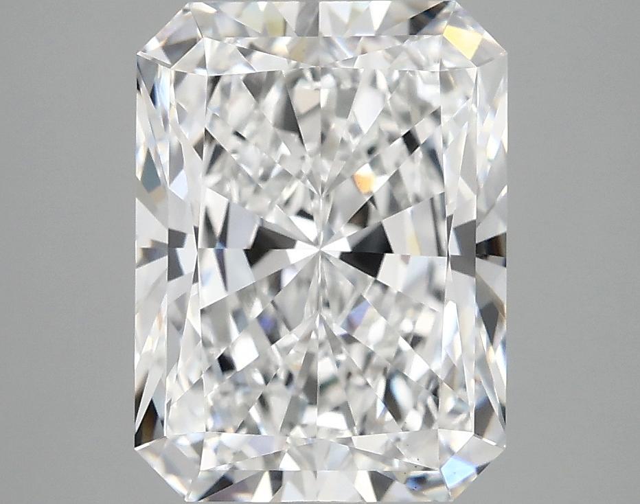 4.02 Carat Radiant Shaped Excellent Cut VS1 IGI Certified Lab Grown Diamond