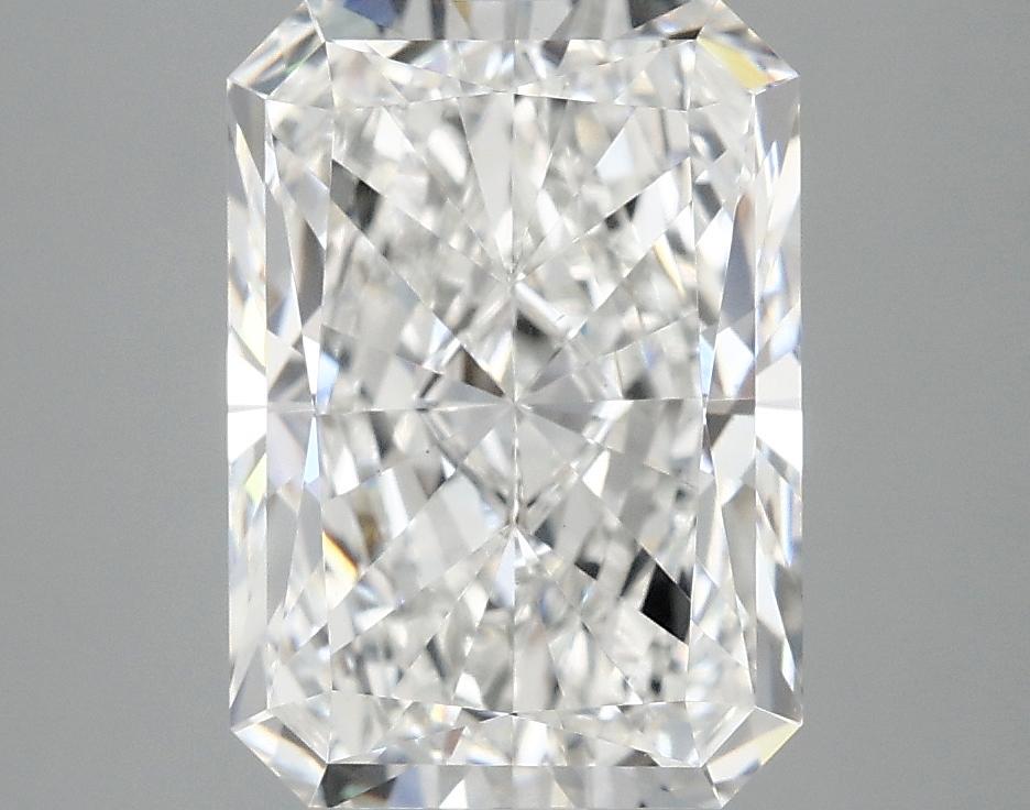 3.87 Carat Radiant Shaped Ideal Cut VS1 IGI Certified Lab Grown Diamond
