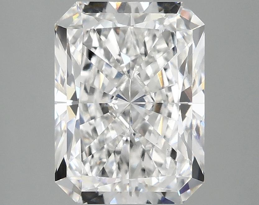 2.87 Carat Radiant Shaped Excellent Cut VS1 IGI Certified Lab Grown Diamond