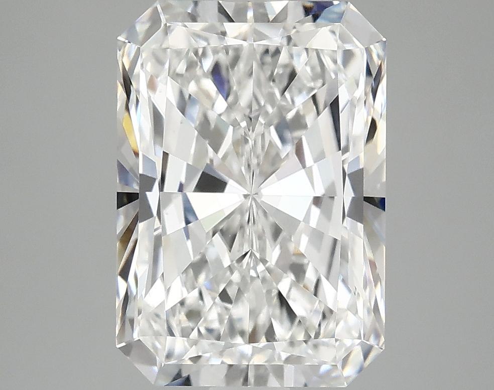 4.2 Carat Radiant Shaped Ideal Cut VVS2 IGI Certified Lab Grown Diamond