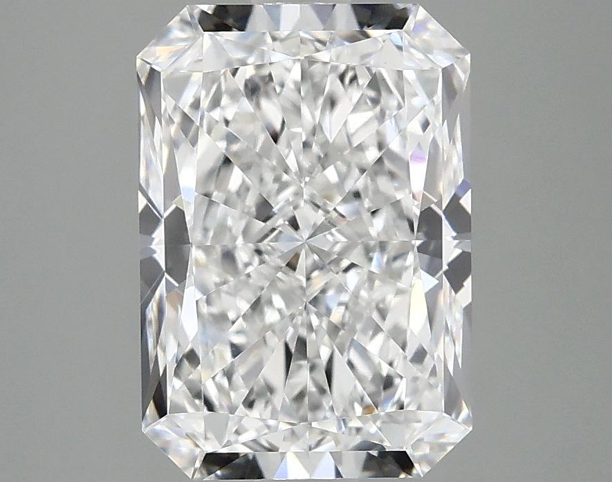 3.07 Carat Radiant Shaped Ideal Cut VVS2 IGI Certified Lab Grown Diamond