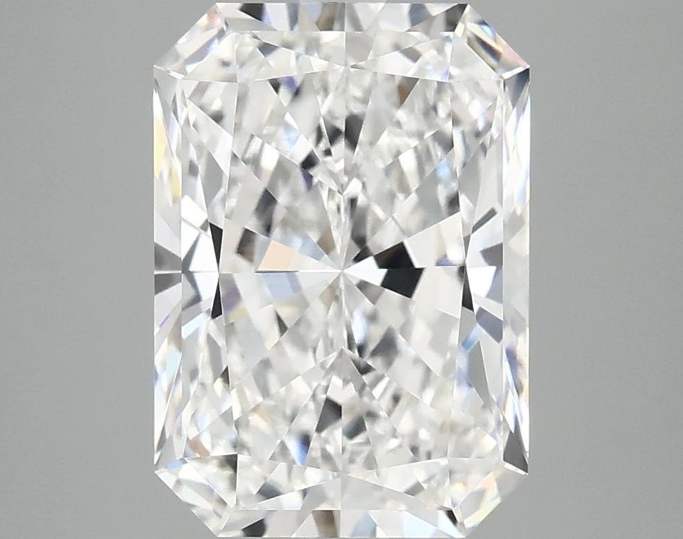 4.18 Carat Radiant Shaped Ideal Cut VVS2 IGI Certified Lab Grown Diamond