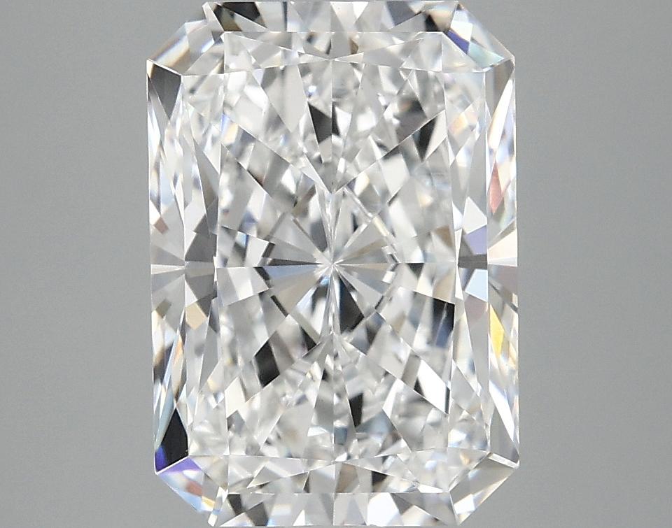 4.05 Carat Radiant Shaped Ideal Cut VVS2 IGI Certified Lab Grown Diamond