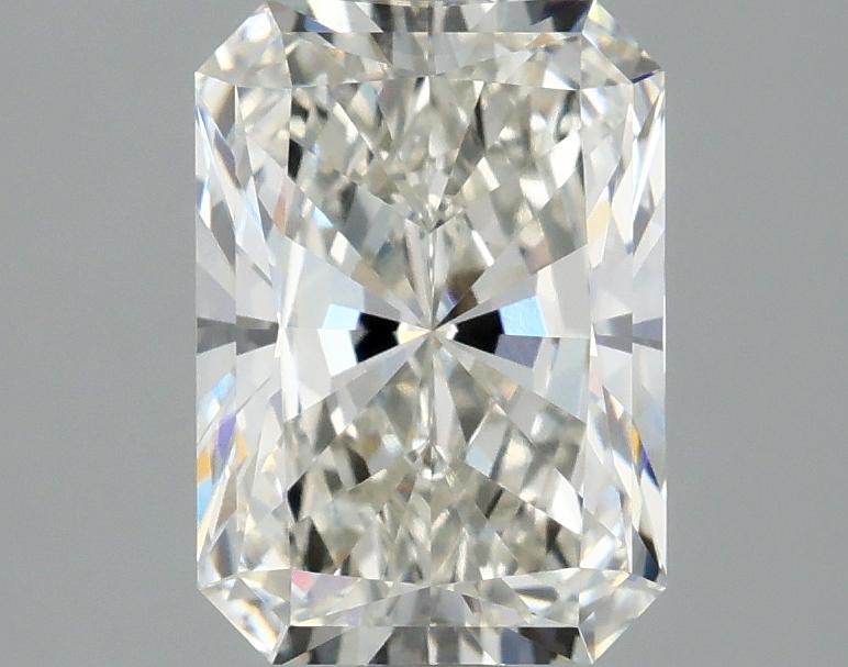 2.1 Carat Radiant Shaped Ideal Cut VVS2 IGI Certified Lab Grown Diamond