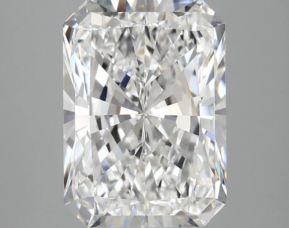 4.05 Carat Radiant Shaped Ideal Cut VVS2 IGI Certified Lab Grown Diamond