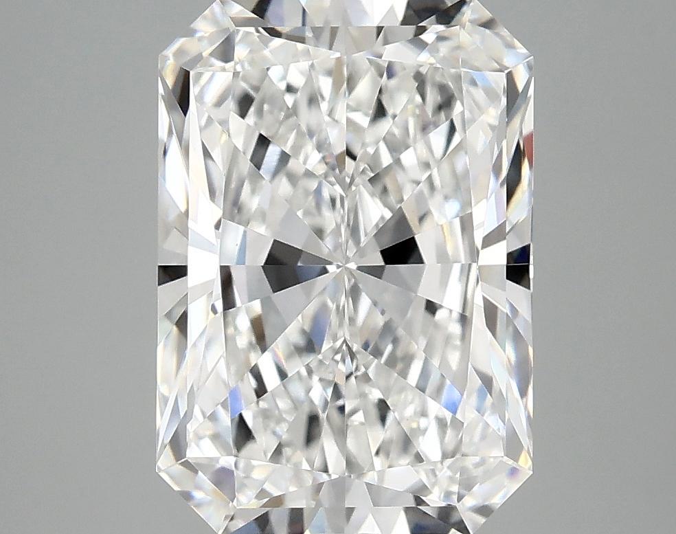 4.08 Carat Radiant Shaped Ideal Cut VVS2 IGI Certified Lab Grown Diamond