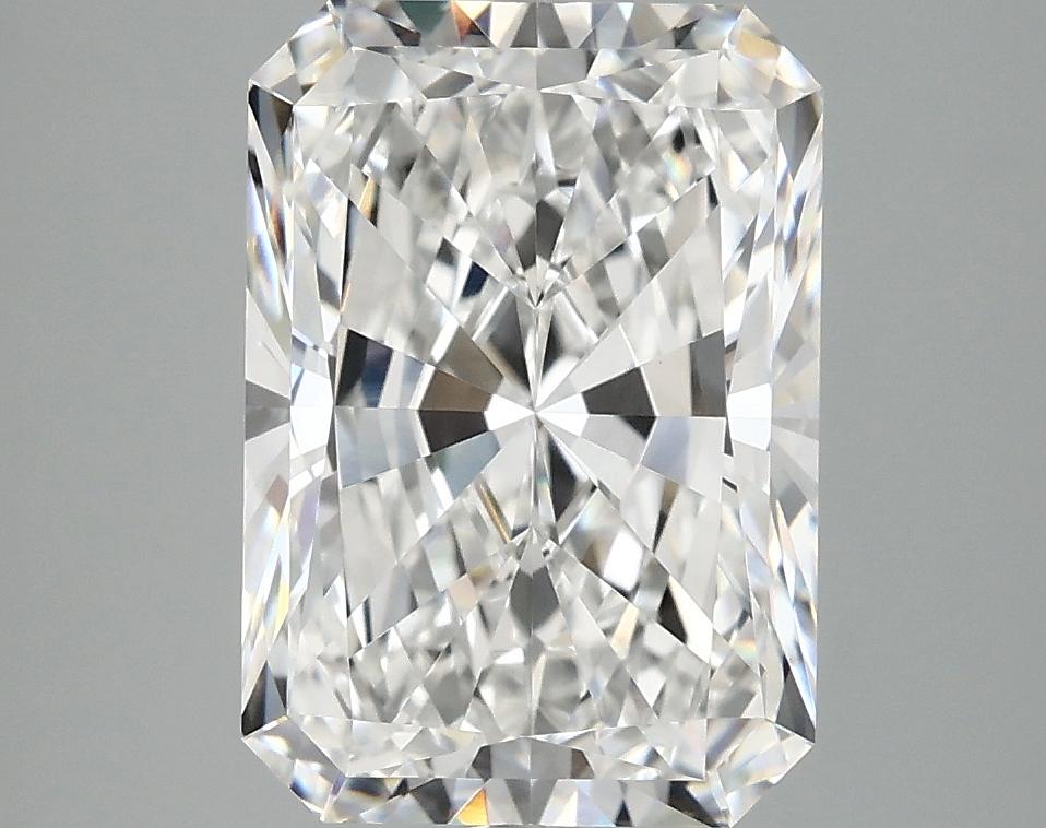 4.07 Carat Radiant Shaped Ideal Cut VVS2 IGI Certified Lab Grown Diamond