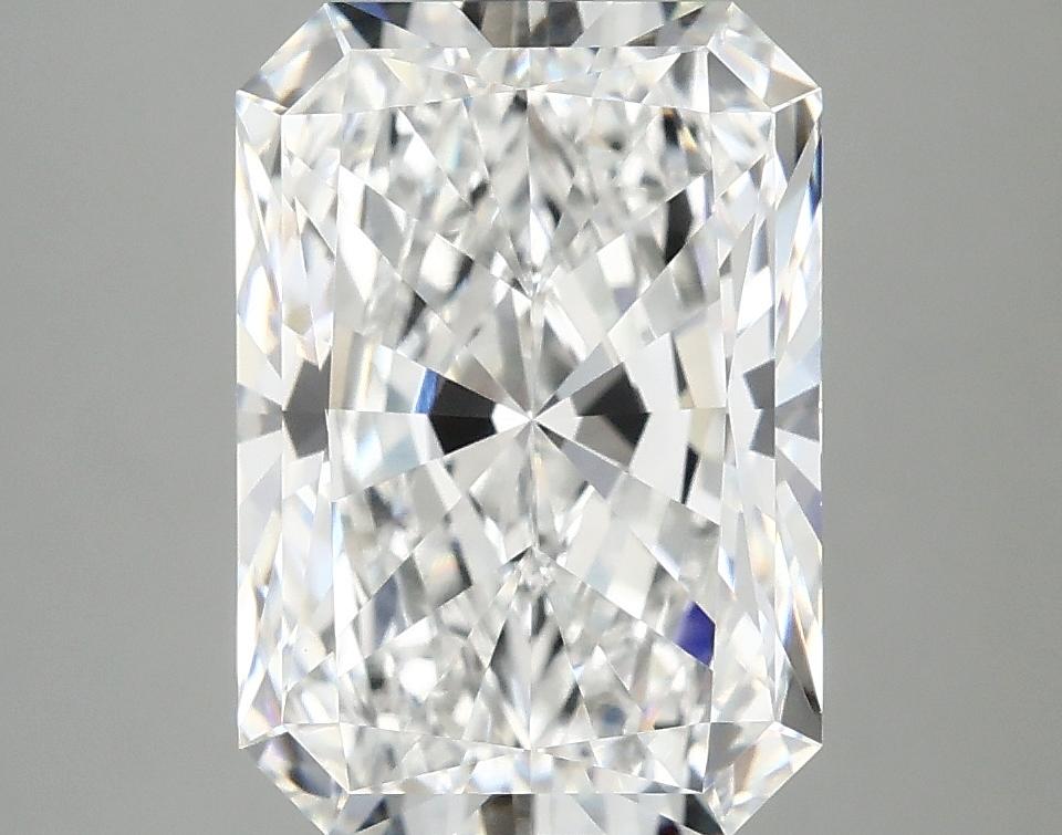 4.15 Carat Radiant Shaped Ideal Cut VVS2 IGI Certified Lab Grown Diamond