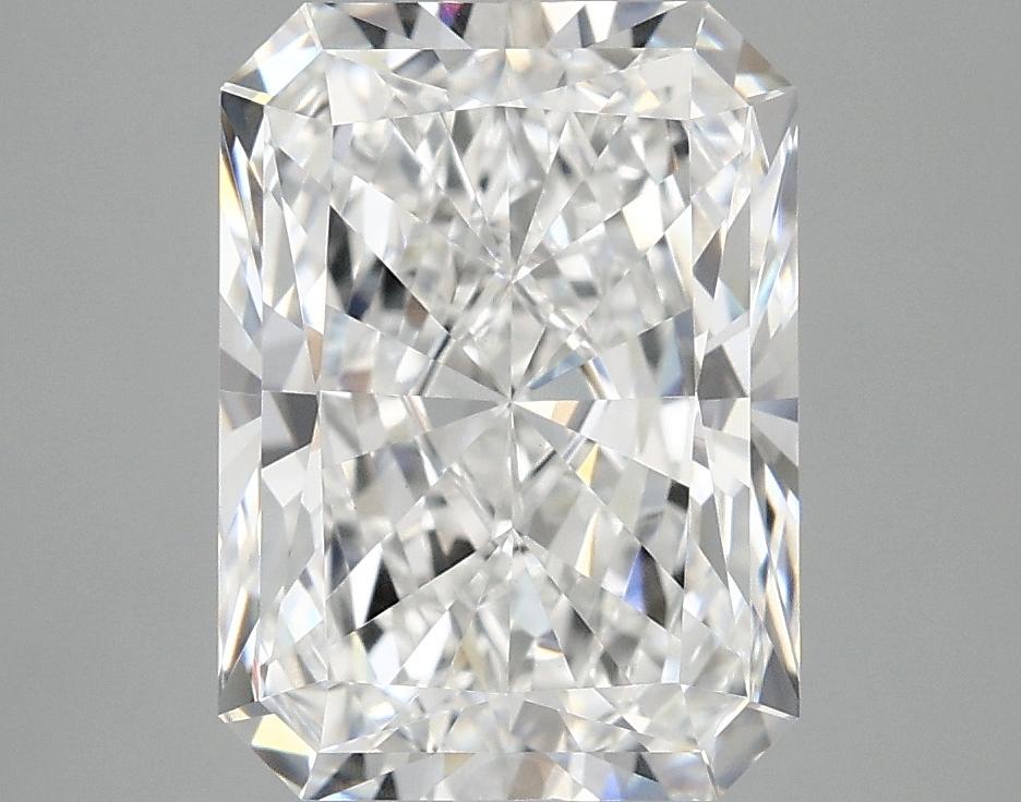 4.03 Carat Radiant Shaped Excellent Cut VVS2 IGI Certified Lab Grown Diamond