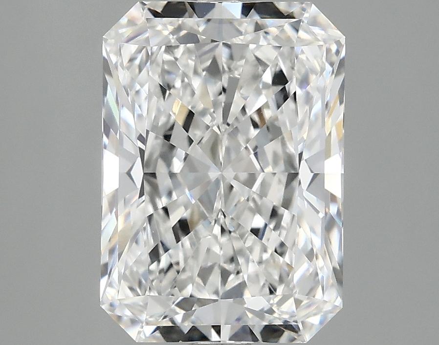 3.08 Carat Radiant Shaped Ideal Cut VVS2 IGI Certified Lab Grown Diamond