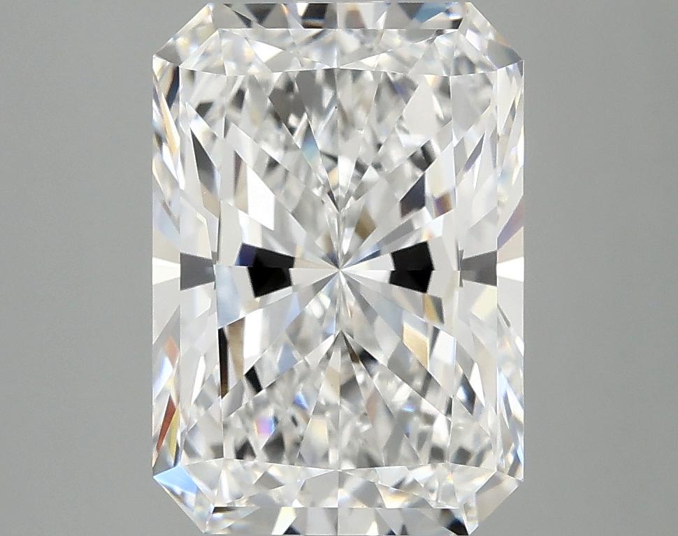 4.04 Carat Radiant Shaped Ideal Cut VVS2 IGI Certified Lab Grown Diamond