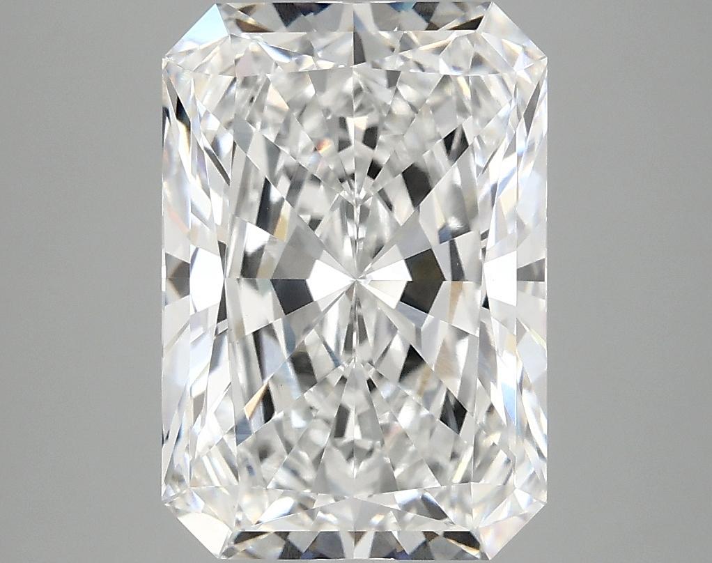 4.18 Carat Radiant Shaped Ideal Cut VVS2 IGI Certified Lab Grown Diamond