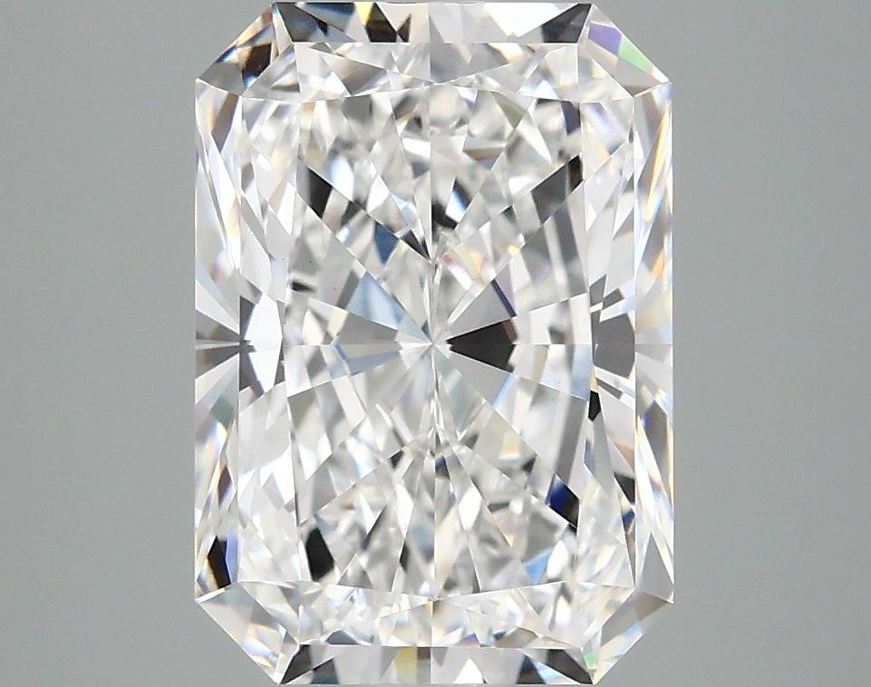 3.96 Carat Radiant Shaped Ideal Cut VVS2 IGI Certified Lab Grown Diamond